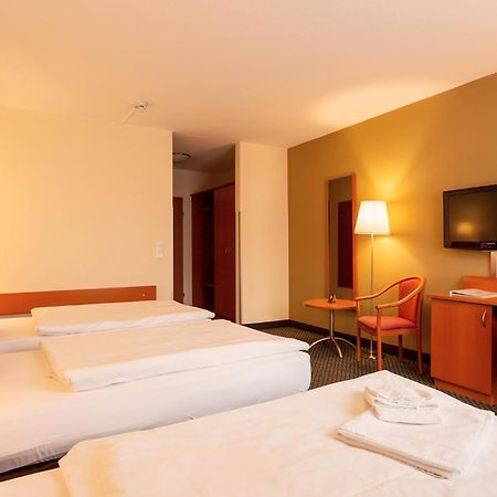 Central Hotel Loewen Feldkirch Ruang foto