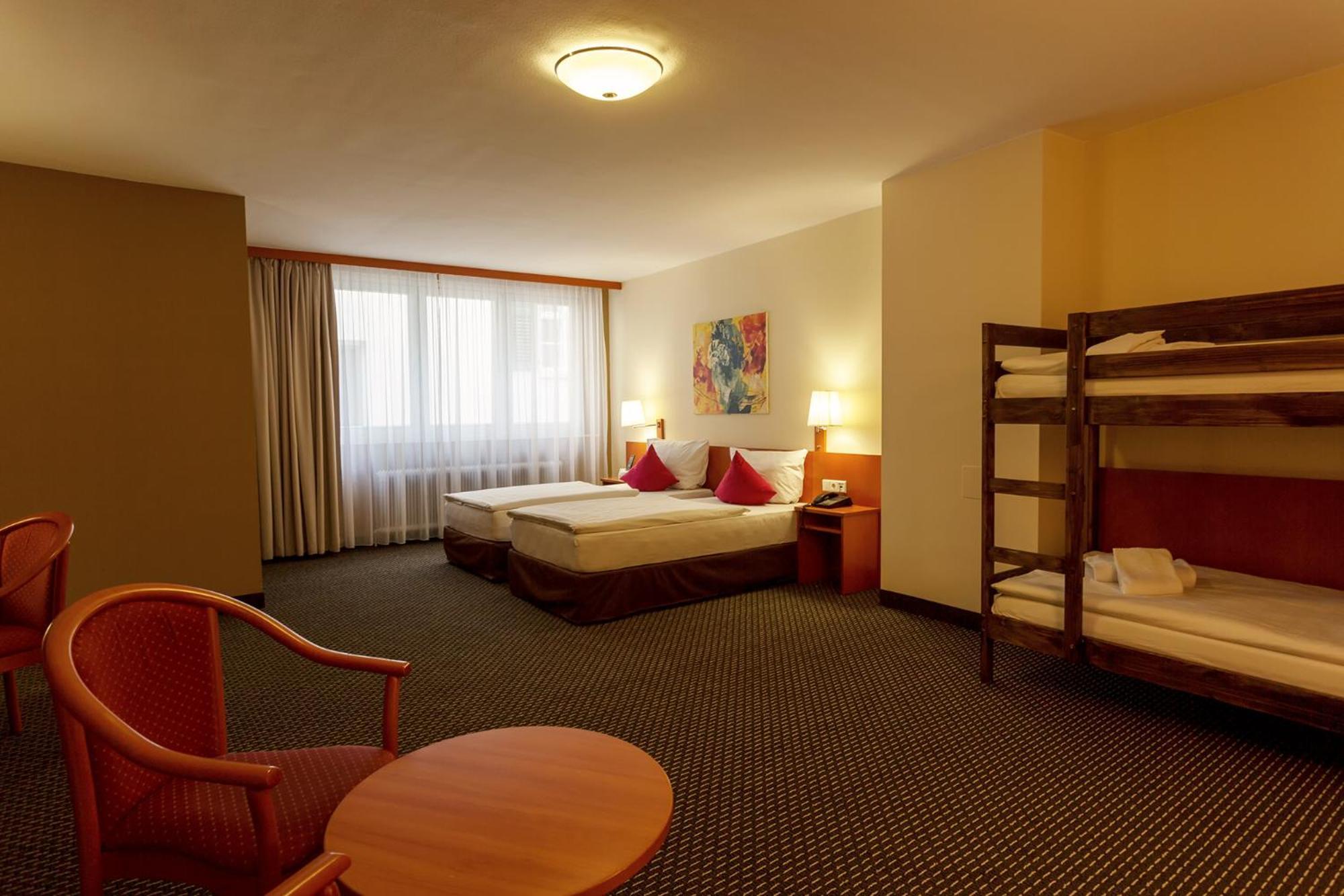 Central Hotel Loewen Feldkirch Ruang foto